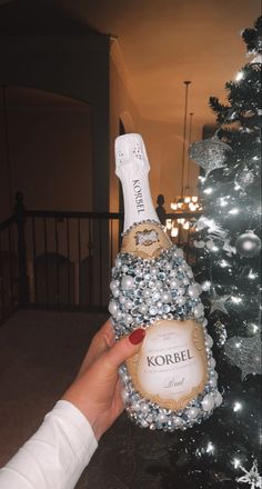 diy 21 Bedazzled Bottle, Bejeweled Champagne Bottle, Bedazzled Bottle 21st Birthday, Bedazzled 818 Bottle, Diy Bedazzled, Bottle Decorations