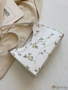 BirdinBag - Embroidered Floral Baguette: Elegant and Trendy Design Aesthetic Handbags, Trendy Purses, My Style Bags, Aesthetic Bags, Purple Bag, Chain Handbag, Floral Purse, Bags For Teens, Girly Bags