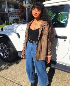 Modern Grunge Fashion, Grunge Outfits Edgy, Decades Day, Modern Grunge, Edgy Woman, Preppy Outfits For School, Vintage Outfits 90s, Flannel Outfits, Tokyo Street Fashion