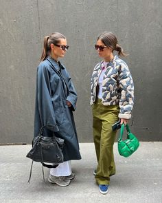 New York Fall Fashion, Matilda Djerf Outfit, Copenhagen Style Fall, Street Style Stockholm, Fashion Parisian Style, Stockholm Style Winter, School Outfits Fall, New York Winter Outfit, Conference Outfit