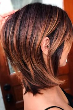 Angled Hair, Wedge Haircut, Hair Color Caramel, Fall Hairstyles, Fall Hair Color For Brunettes, Hair Color Auburn, Great Hair