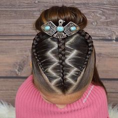 Drawing my inspiration from this gorgeous @mykitsch bun pin. I tried to incorporate the same lines in the hairstyle, what do you guys think? #braidsforlittlegirls #hairstyles_for_girls #hairideas #inspirationalbraids #hotbraidsmara #beyondtheponytail #longhairdontcare #tophairfeatures #toddlerhair #schoolhair #cghphotofeature #sweetheartshairdesign #featuremebraids #featuremejehat #косы #косыдлядевочек #прическа #brianasbraids Girl Hair Dos, Lil Girl Hairstyles, Kid Braid Styles, Girls Braids, Braids For Kids, 2020 Trends, Toddler Hair