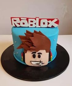 a cake that has been decorated to look like roblox on top of it