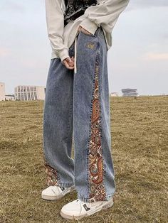 Diy Wide Leg Jeans, Jeans Diy Ideas, Tie Jeans, Street Preppy, Wide Leg Jeans For Women, Ropa Upcycling, Diy Jeans, Fest Outfits, Diy Clothes Design