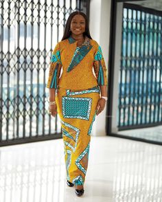 Lauren Hanson | A Perfect Dazzling and Elegant Lauren Woman🔥💯 @joycebmogtari_esq thank you for always trusting me ❤️ Slide 2 is my favorite… | Instagram African Dresses For Women Ankara Ghana, Ankara Boubou, African Dresses For Women Ankara, Ghana Style, Church Dresses For Women, Chic Dressing, Ankara Skirt And Blouse, Long African Dresses, Ankara Dress Styles