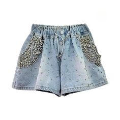 Crystal rhinestone women's denim shorts online—incredible jean shorts from the 2023 Summer Collection. Immerse yourself in the nostalgic charm of the Y2k denim trend. This sought-after fashion trend enhances your look with sophistication and a hint of the past, ensuring you remain in the spotlight.Embellished denim is a stylish and stylish way to add a one-of-a-kind touch to any outfit. It is the perfect way to spruce up a simple item of clothing and improve your flair to the next level. Decorat Rhinestone Shorts, Style Bleu, Jeans Overall, Embroidered Denim Jacket, Heavy Industry, Patchwork Denim, Jeans Cargo, Denim Patterns, Embellished Denim