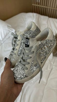 Golden Goose Outfit, Givenchy Boots, Preppy Shoes, Pink Girly Things, Girly Shoes, Shoe Inspo, Golden Goose Shoes, Stockholm Fashion, Swag Shoes