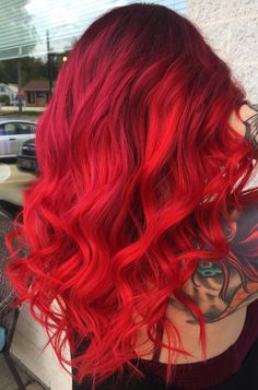 Bright Red Hair Ideas, Dyed Haircuts, Magenta Hair Colors, Edgy Hair Color, Haircuts To Try, Magenta Hair, Vivid Hair Color, Colourful Hair