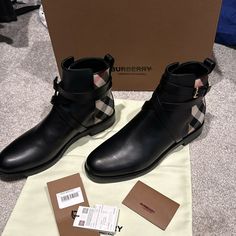 Beautiful Never Worn Burberry Boots Burberry Chelsea Coat, Burberry Short Boots, Burberry Rain Boots, Burberry Boots, Equestrian Riding Boots, Burberry Horseferry Bag, Burberry Coats & Jackets, Black Platform Boots, Burberry Shoes