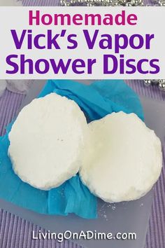 Homemade Vicks, Vicks Shower, Vicks Vapor Rub, Shower Tablets, Vicks Vapor, Vapor Rub, Bombe Recipe, Diy Spa, Shower Steamers