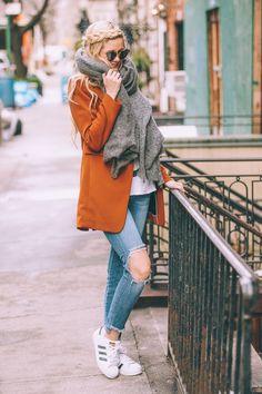 Burnt Orange Blazer Outfit, Burnt Orange Blazer, Adidas Jeans, New Years Eve Party Outfits, Boho Winter Outfits, Tattered Jeans, Amber Fillerup Clark, Orange Coat, Amber Fillerup