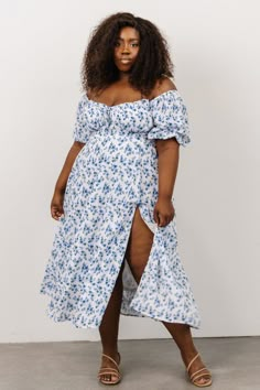 Plus Size Baddie Outfits, Midi Dress Blue, Baltic Born, Blue And White Dress, Floral Print Midi Dress, Maid Dress, Navy Midi Dress, White Floral Dress, Floral Blue Dress