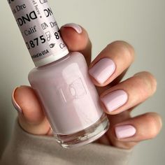 California Dreamin’ #875 – A blush lilac sheer with white undertones Dnd Gel Nail Polish, Shellac Nail Colors, Opi Nail Colors, Simple Gel Nails, Gel Nail Colors, Nails Only, Shellac Nails, Short Acrylic Nails Designs, Neutral Nails