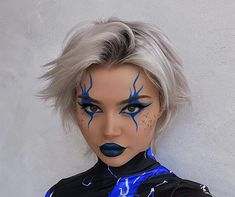 Sci Fi Face Paint, Sci Fi Makeup Looks, Assassin Makeup, Cyberpunk Makeup Ideas, Halloween Character Makeup, Blue Halloween Makeup, Thunder Makeup, Scifi Makeup, Halloween Cyberpunk