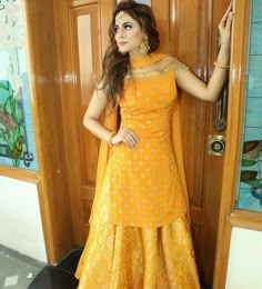 Oufits Casual, Indian Gowns Dresses, Haldi Ceremony