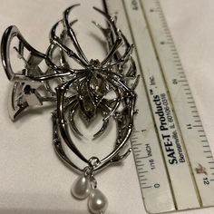 Questions? Leave A Comment Below! Hair Claw Clip Silver Gray Emo Goth Spider Design Tight Metal Claw W/Pearls Halloween Silver Claw Jewelry, Goth Hair Pins, Bat Claw Clip, Goth Spider, Goth Claw Clip, Skull Hair Clip, Dnd Board, Metal Spider, Spider Design