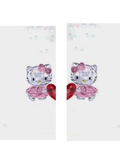 two pictures of hello kitty with hearts on them