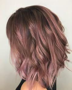 Underlights Hair, Costume Noir, Pink Highlights, Short Hair Balayage