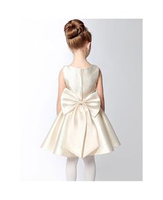 Shop online simple satin short champagne flower girl dress with bow sash for less. Free Shipping and Custom-made. Pro since 2009. Winter Flower Girl Dress, Winter Flower Girl, Champagne Flower Girl Dress, Champagne Satin Dress, Champagne Flower Girl, Flower Girl Dresses Champagne, Silk Bridesmaid Dresses, Simple Satin, Champagne Flowers