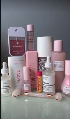 Cute Skin Care, Girly Skincare, Product Aesthetic, Spring Skincare, Profumo Victoria Secret, Koleksi Makeup, Skincare Inspiration