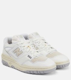 550 Leather Sneakers in White - New Balance | Mytheresa Trendy Shoes Sneakers, New Balance Black, Off White Shoes, Stylish Mens Outfits, New Balance Shoes, Dream Shoes, Trendy Shoes, The 80s, Basketball Players