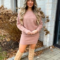 Nwt Vine & Love Sweater Dress. It’s A Beautiful Mauve Pink And Super Soft. Bought From A Boutique By Me. So Cute And Cozy Sparkly Red Dress, Pink Sweater Dress, Love Sweater, Sweater Dress Oversized, Army Women, Balloon Sleeve Dress, Evening Gowns Elegant, Cold Weather Fashion, Tan Dresses