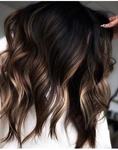 Salted Caramel Chocolate Fudge, Blonde Balayage On Black Hair, Balayage On Black Hair, Spring Hair Color Trends, Hair Pics, Brunette Balayage, Brunette Hair With Highlights, Dark Hair With Highlights, Spring Hair Color