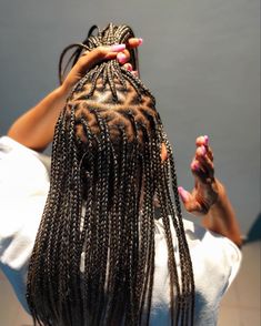 Knotless Hair Care Tip💡⬇️ To avoid too much scratching which can ruin your braided hairstyle, remember to moisturize your hair often with the Livara’s hair moisturizer and the Emerald Shea hair food or Tanzanite Hair Oil. 💇🏾Visit any any of our salons to get the above hairstyle done Walk-ins: YES✔️ ☎️Book and appointment here: 0758581440 or 0756964656. ------------------------------------------ . . . . . . . #livara #iamexceptional #knotlessbraidskampala #knotlessbraids #knotlessboxbraids Hair Food, Hair Care Tips, Hair Oil, Womens Hairstyles, Sequin Skirt, Hair Care