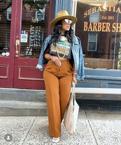 Fedora Hat Outfit, Outfit Jean, Gigi Pip, Fest Outfits, Hat Outfit, Look Plus Size, Orange Pumpkin, Va Va Voom