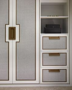 Cabinetry Details, Neutral Bedroom Decor, Closet Design Layout, Luxury Closets Design, Parisienne Chic