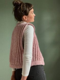 Chunky Vest, Brioche Knitting, Stockinette Stitch, Work Tops, Top Down, Knitting Techniques, Summer Evening