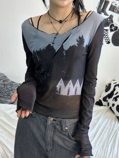 Vevesc See Through Gauze Vintage Print Crop Top Autumn Long Sleeve Fashion Bottoming Tshirts Y2k Aesthetic Harajuku Slim Women T-shirt S Shoulder:36 cm Bust:78 cm Length:48 cm Sleeve: 72cm M Shoulder: 37cm Bust: 80cm Length:49 cm Sleeve: 73cm L Shoulder: 38cm Bust:86 cm Length:50 cm Sleeve:74 cm "Size mearsured by ourselves, sometimes has some errors, but always within 3cm." Crop Top Autumn, Printed Beach Dresses, Split Long Dress, Graphic Crop Top, Long Sleeve Fashion, Fashion Bottoms, Beach Dresses Summer, Long Bodycon Dress, Crop Top Tees