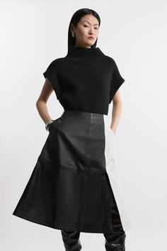 Leather Color Block Midi A-Line Skirt Petite Work Outfits, Dress Leather Boots, Petite Wedding Guest Dresses, Winter Coat Dress, Jumpsuit For Wedding Guest, Figure Dress, Outfits Petite, Plus Size Workwear, Petite Jumpsuit