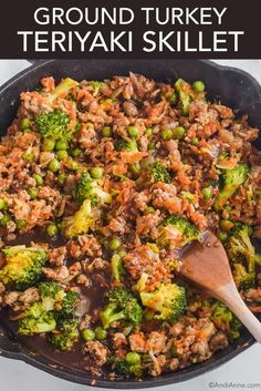 a skillet filled with ground turkey and broccoli