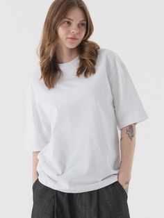 Composition : Cotton 80%, Polyester 20%Color : White_M, white_L, white_XLCountry of Origin : Republic of Korea Oversized Fits, Neck T Shirt, Color White, Composition, Crew Neck, Top Outfits, Clothes For Women, T Shirt, White