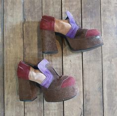 Vintage 70s Succhi Brown Purple And Red Suede Platform Shoes. Sz 7.5AU | eBay 70s Glam Rock Fashion, Authentic 70s Fashion, 70s Heels, 70s Platforms, Vintage Platform Shoes, 70s Platform Shoes, 1970s Shoes, 70s Boots, 70s Women Fashion