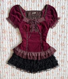 Edgy Princess, 2000s Fashion, Cute Fashion, Look Fashion, Aesthetic Clothes, Pretty Outfits