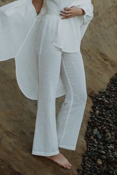 The Cove Pant is perfect for loungewear enthusiasts seeking something lighter and crisper this summer. Crafted from linen cotton crinkle fabric, it features a texture reminiscent of rippled water🌊 Summer Texture, White Pant, The Cove, Crinkle Fabric, Linen Summer, White Pants, Linen Pants, This Summer