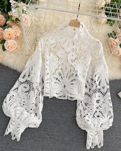 Romantica Lace Blouse - TUTTOFASHION Lace Lanterns, Short Blouse, Stand Collar Shirt, Lantern Sleeved Blouses, Short Blouses, Blouse Casual, Elegant Blouses, Elegant Red