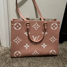 Hate To Sell It But Need The Money. This Is In Perfect Condition. This Was A Limited Edition Bag & Can No Longer Be Bought. It Is So Pretty. Only Serious Offers, Please. Comes With Dust Bag & Box If I Can Fit It In To Ship It. Limited Edition Bag, Louis Vuitton Limited Edition, Louis Vuitton Bags, The Money, So Pretty, Limited Editions, Louis Vuitton Bag, To Sell, Pink White