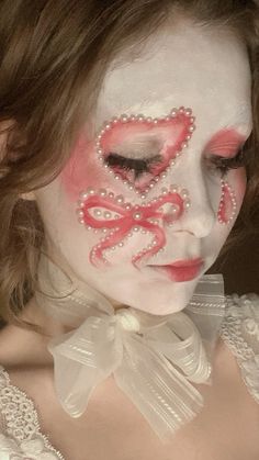 #drag #dragmakeup #makeup #makeupartist #dragartist #dragqueen #art #coquette #coquettemakeup #doll #dollmakeup# Fun Full Face Makeup Looks, Drag Doll Makeup, Doll Drag Makeup, Cute Face Paint Ideas Aesthetic, Coquette Clown Makeup, Heart Lips Makeup, Pink Coquette Makeup, Doll Look Makeup, Pink Drag Makeup