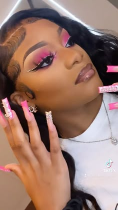 Pink Soft Glam Makeup Black Women, Rhinestones Makeup, Rhinestone Makeup, Cute Eye Makeup