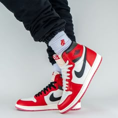 Nike Air Jordan 1 Outfit, Jordan 1 Low Women, Marvel Shoes, Nike Air Max Jordan, Jordan 1 Outfit, Nike Air Jordan Shoes, Nike Jordan 1, Nike Air Shoes