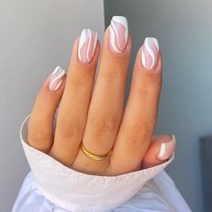 Unghie Sfumate, Milky Nails, Easy Nails, Fake Nails With Glue, Short Acrylic Nails Designs, Neutral Nails, Nailed It, Prom Nails, Short Acrylic Nails