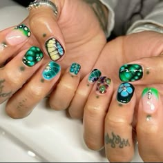 Artsy Manicure, Maximalist Nails Short, Funky Short Nails Art Designs, Weird Nails Design, Short Funky Nails, Eccentric Nails, Guitar Nails, Eclectic Nails, Gel Overlay Nails