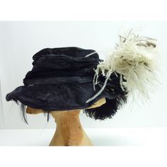 Old Mourning Style Hat. Velour With Ostrich Feathers On The Under Brim And With Plumes On The Top. Obvious Wear From Use And Age. Scrunched And Slouched Shape With Some Tears In The Lining. Will Be Packed With Care. Ostrich Feather Hat, Edwardian Hats, Edwardian Hat, Antique Accessories, Feather Hat, Colorful Feathers, White Feathers, Ostrich Feathers, Accessories Vintage