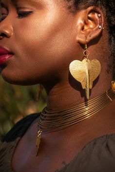 Ancient Earrings, Africa Elephant, Thrift Style, African Inspired Jewelry, Dope Jewelry Accessories, Afrocentric Fashion, Bold Statement Jewelry, Outfit Choices, Elephant Jewelry