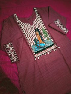 Kurti Painting Ideas, Hand Paint Kurti, Fabric Painting On Kurti, Painted Kurti, Aplic Design, Tassels Fashion Clothing, Printed Kurti Designs, Silk Kurti Designs