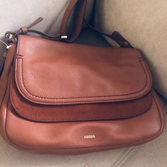 This Is The Real Leather Bag From Fossil. Brand New. Discontinued Item Fossil Bag, Real Leather Bags, Fossil Bags, Real Leather, Fossil, Leather Bag, Bag Lady, Brand New, Leather