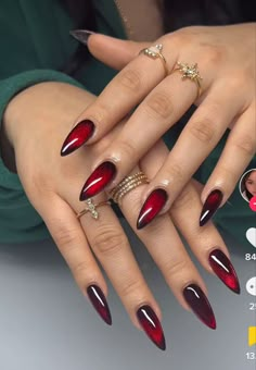 Vampy Nails, Blood Nails, Vampire Nails, Unghie Sfumate, Unghie Nail Art, Velvet Nails, Goth Nails, Pointed Nails, Grunge Nails